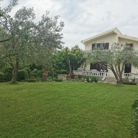Home Nicole Bibinje Exterior photo