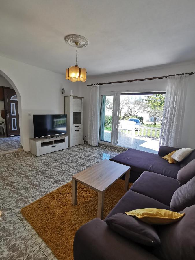 Nicole Holiday home *