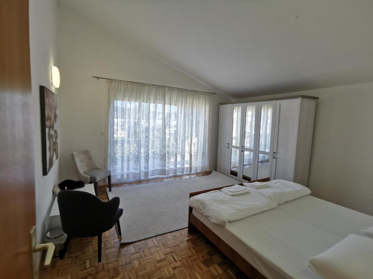 Nicole Holiday home *