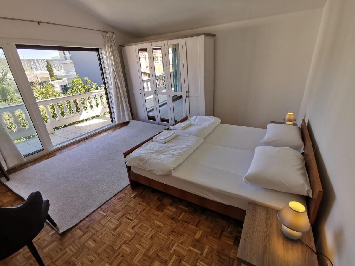 Nicole Holiday home